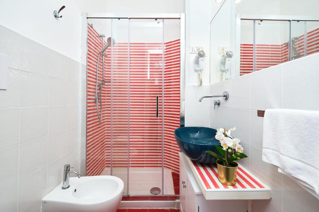 A bathroom at Villa Torù
