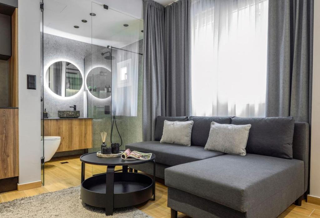 Aristotelian Virtues - Enkrateia - 16