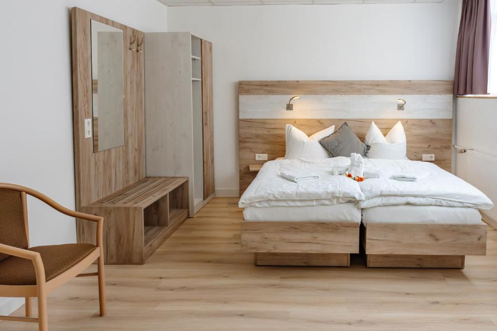 Sonnenschein Hotel & Apartments - Habitación Doble Con Baño Privado