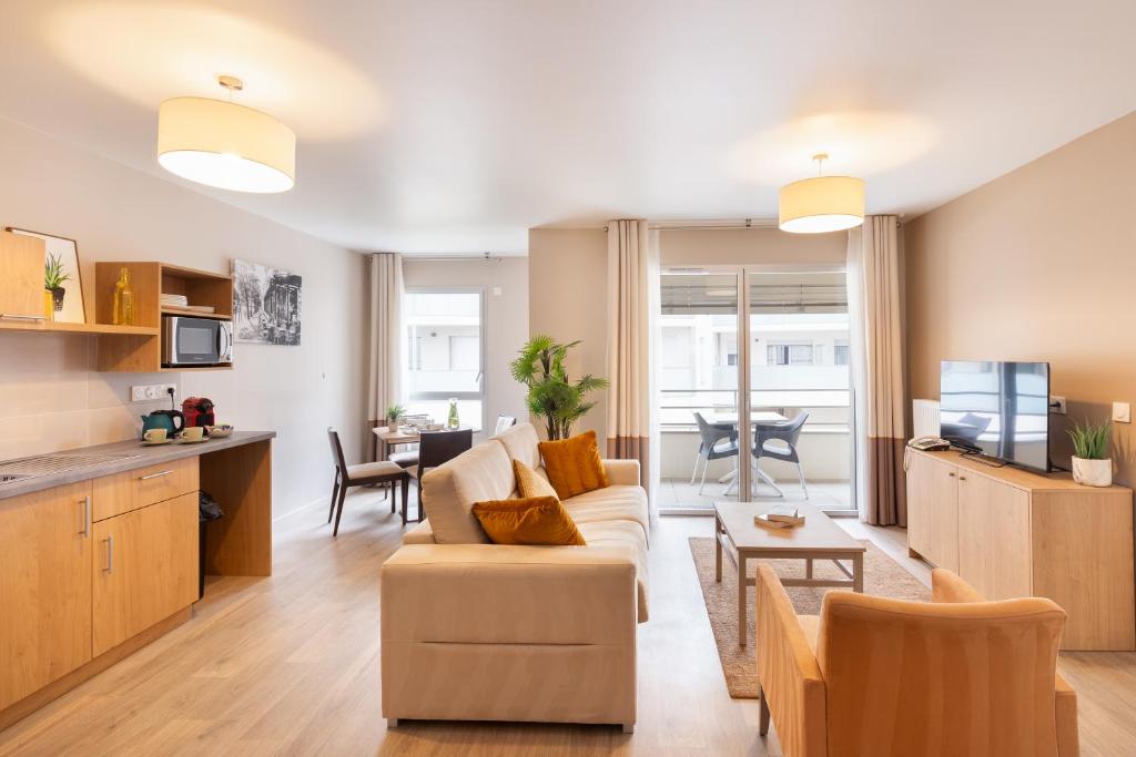 Zenao Appart'hôtels Montreuil - Two-Bedroom Apartment