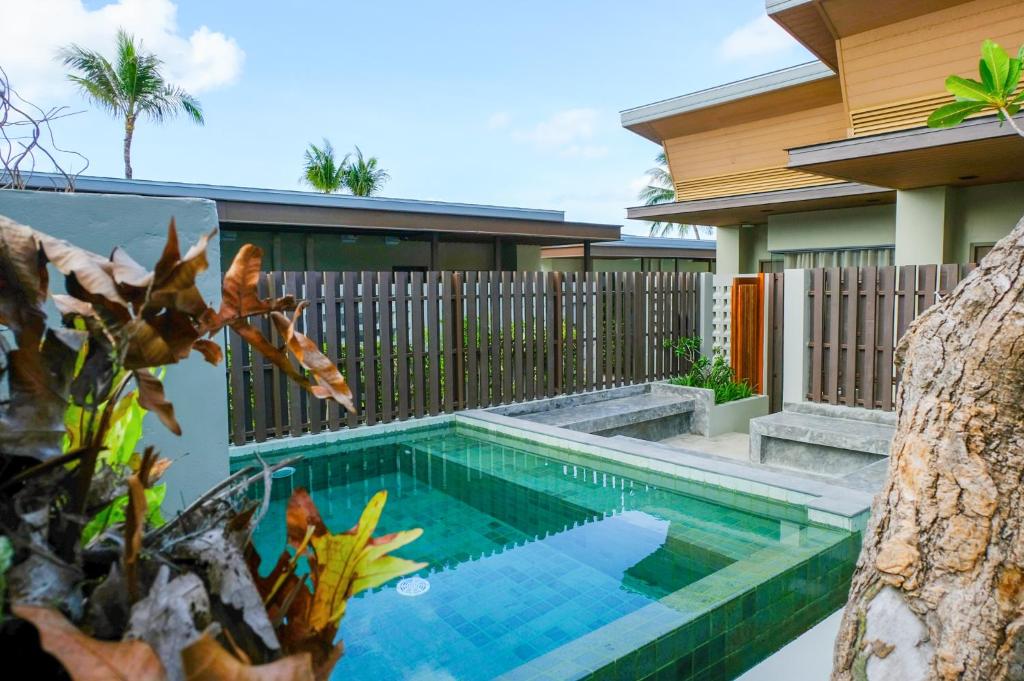 Bazén v ubytování Prana Resort Nandana nebo v jeho okolí