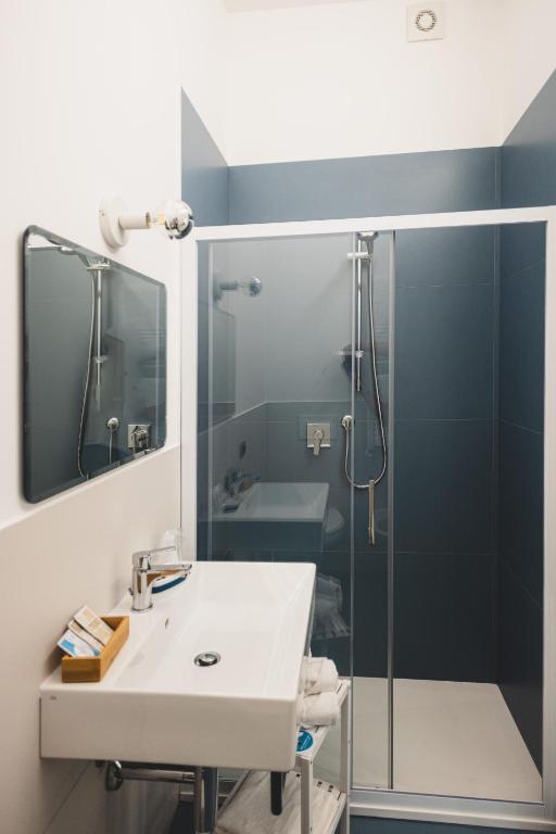 Koupelna v ubytování Piazza Verdi B&B