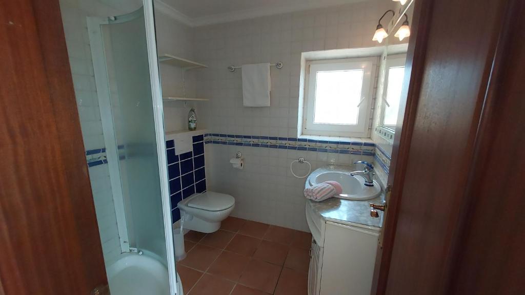 Koupelna v ubytování 1. Meeresline Villa mit privat Pool