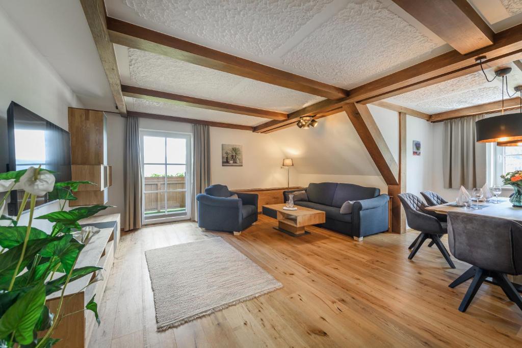 Posezení v ubytování Hotel & Restaurant Wastlwirt