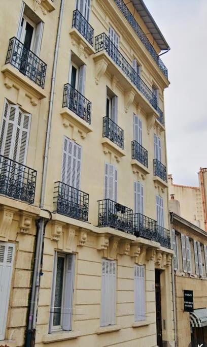 Photo de la galerie de l'établissement Spacieux appartement T4 avec cours privée, à Marseille