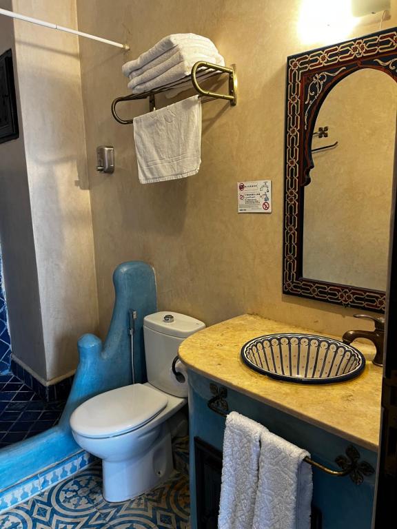 Koupelna v ubytování Riad Tassili Chaouen