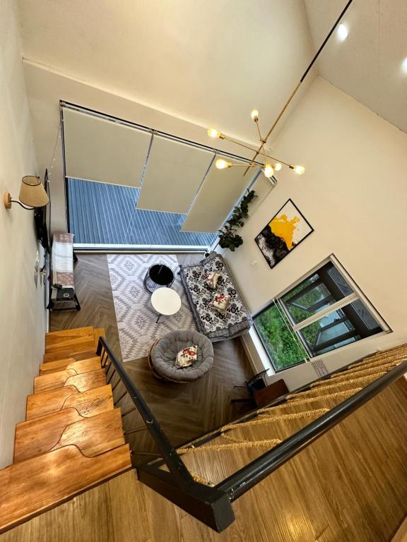 Cucina o angolo cottura di Gia Hạ House View Đồi Thông-Pine hill-R21