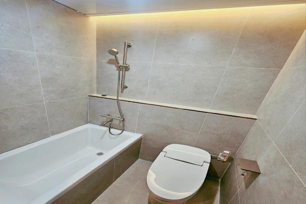 Ein Badezimmer in der Unterkunft Hanok Hotel DAAM Seoul