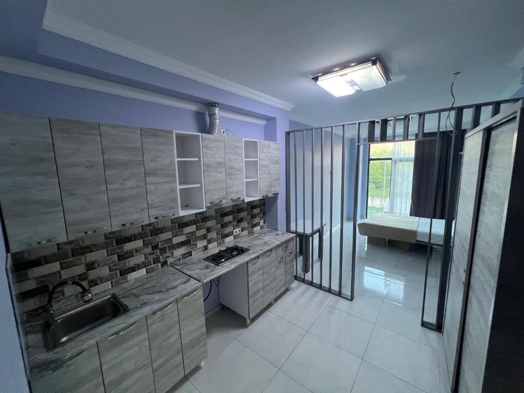 لابی و فضای عمومی بی اس تی هالیدی - تصویر ۵