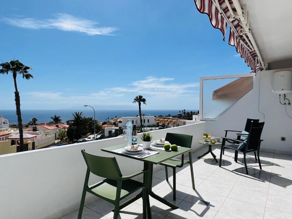 Atlantic View Apartment in Colina Blanca