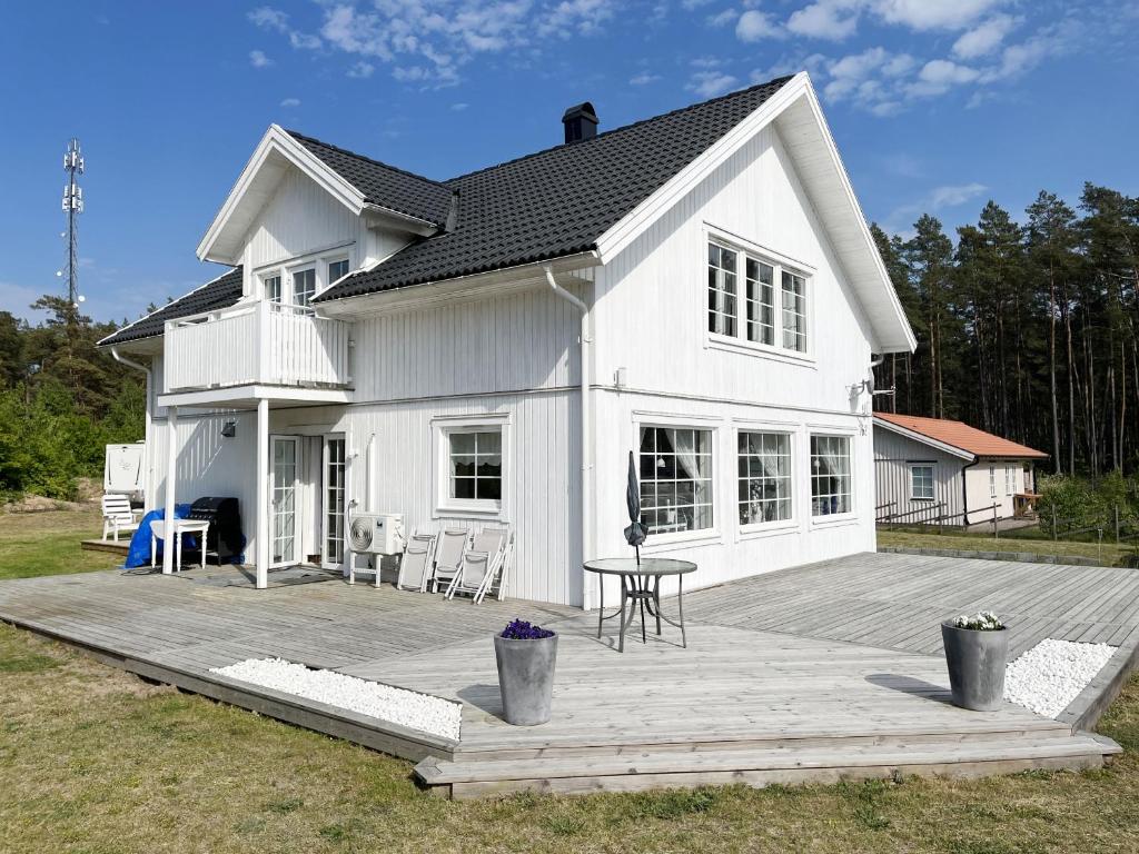 Large and spacious villa in Revsudden, north of Kalmar, Rockneby... and spacious villa in Revsudden, north of Kalmar, Rockneby, 스웨덴