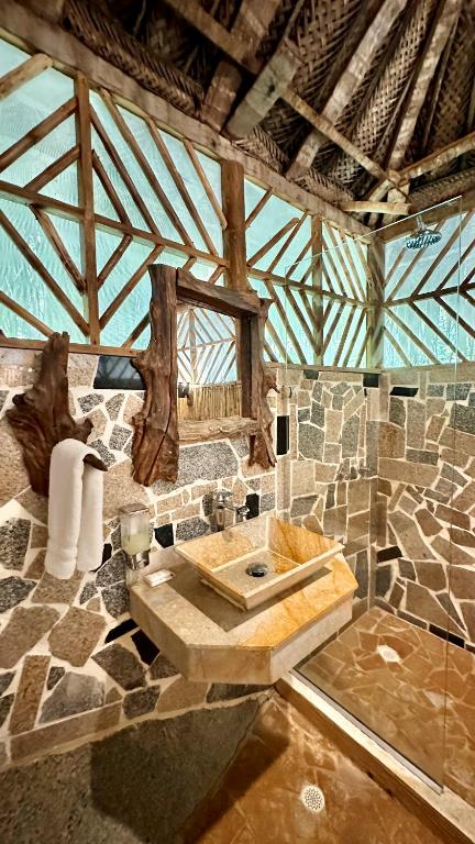 Bagno di Eco Hostal Yuluka