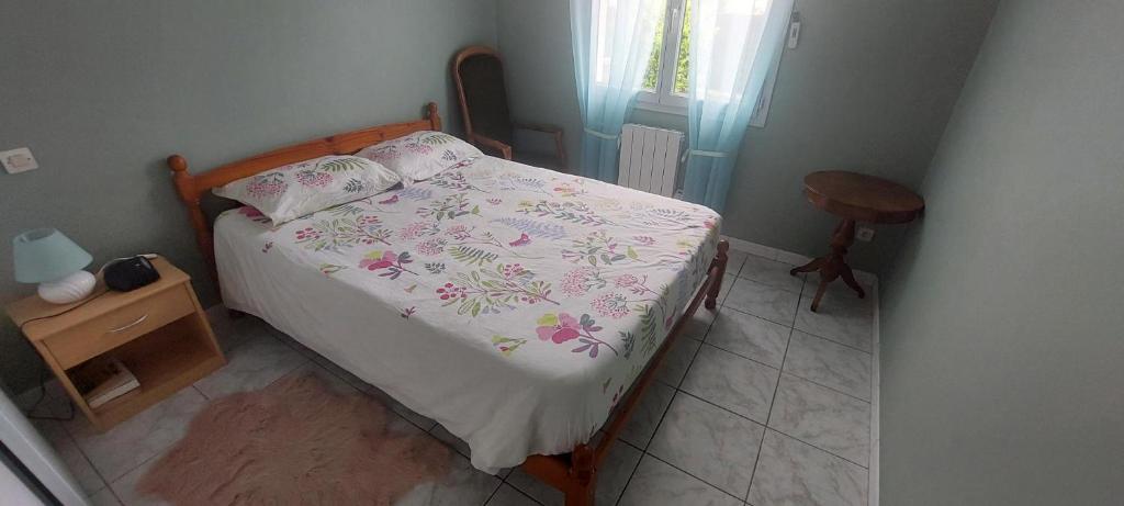 Un ou plusieurs lits dans un hébergement de l'établissement Maison Solyne Andernos les Bains