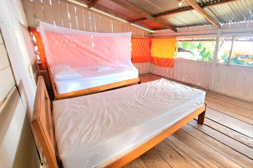 Ahuma Hospedaje - Habitación Triple