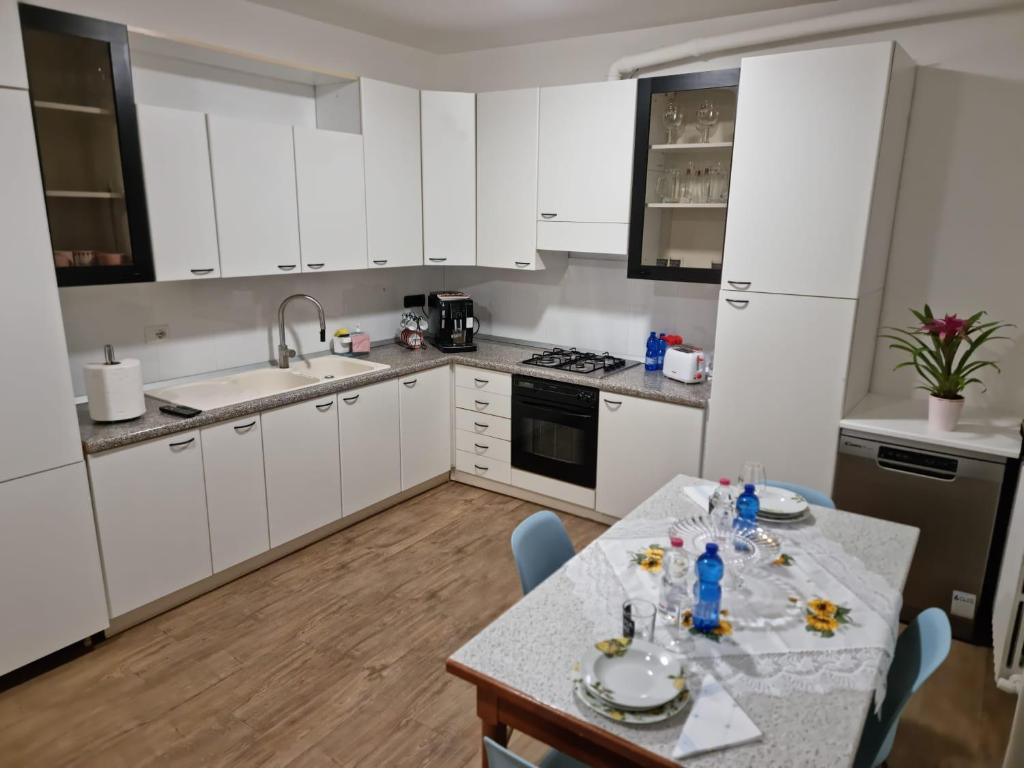 Kuchyň nebo kuchyňský kout v ubytování Home ANISIA