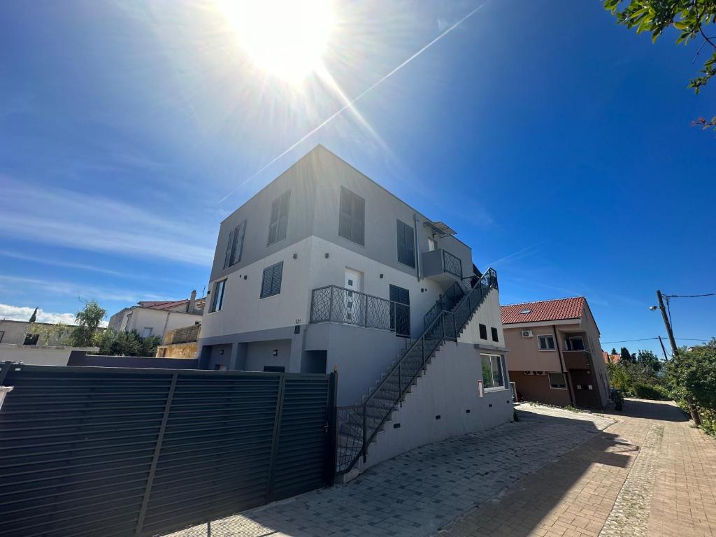 Budova, kde se apartmán nachází