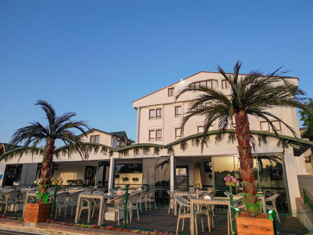 Budova, kde se aparthotel nachází