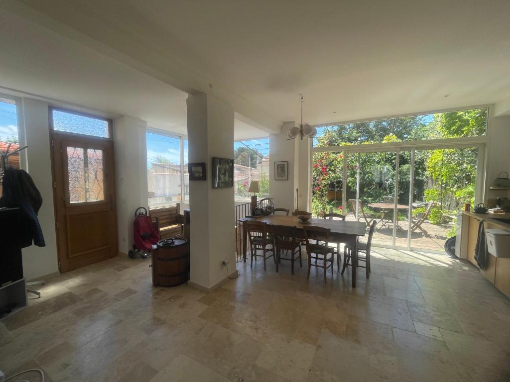 Fotografia z galérie ubytovania Belle maison dans un quartier très au calme v destinácii La Ciotat