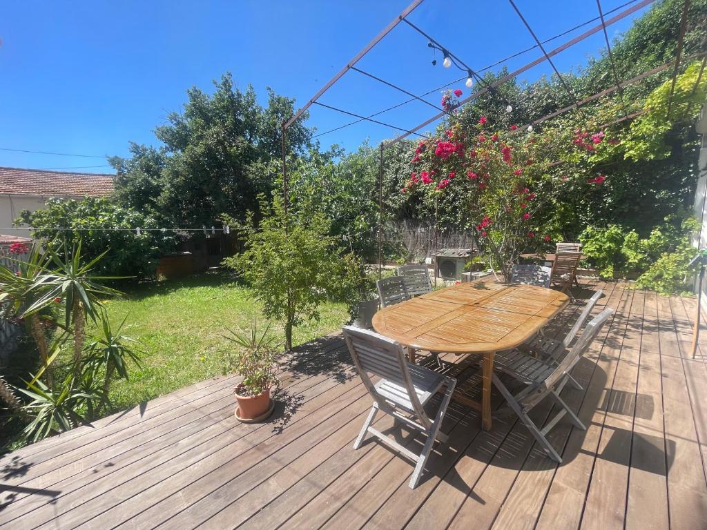 Fotografia z galérie ubytovania Belle maison dans un quartier très au calme v destinácii La Ciotat