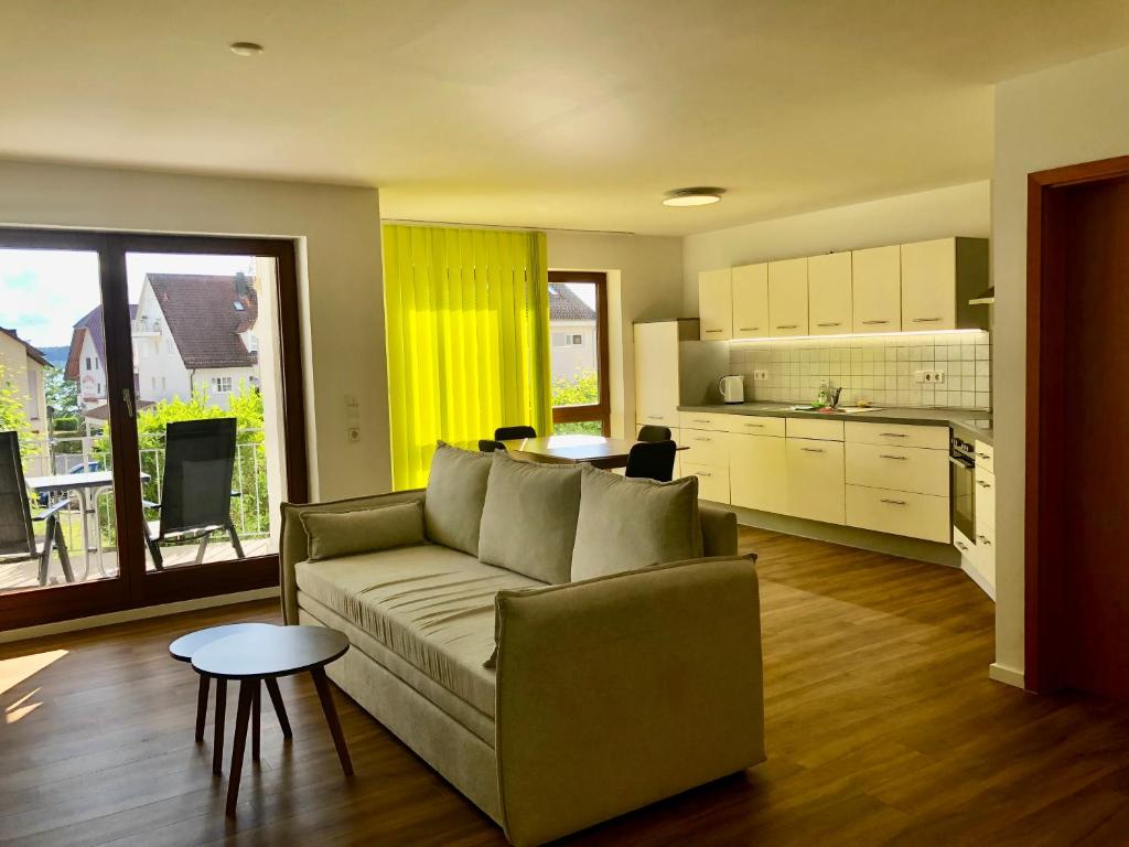 Gallery image of Ferienwohnung Seewind - direkt am Bodensee in Uhldingen-Mühlhofen