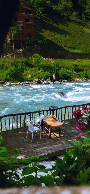 Gallery image of Yaşam Bungalows Otel in Çamlıhemşin