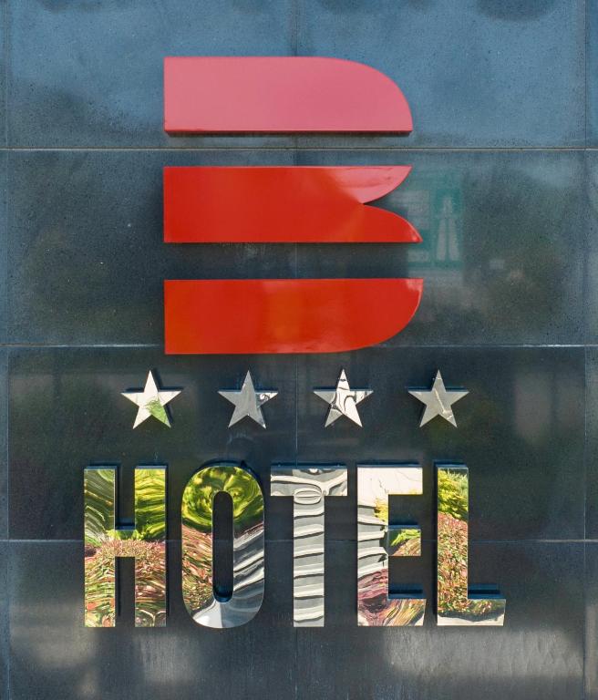 Certifikát, hodnocení, plakát nebo jiný dokument vystavený v ubytování Bhotel
