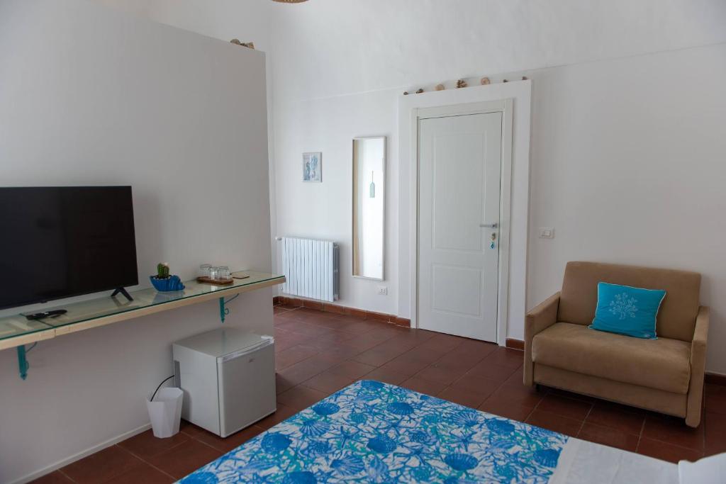 TV a/nebo společenská místnost v ubytování Casa Chicchella- Authentic Experience