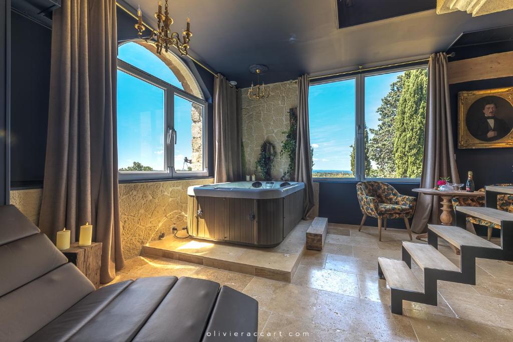 Suite avec SPA privatif à ALBI La Mascrabiere BED & SPA - Suite With Hot Tub