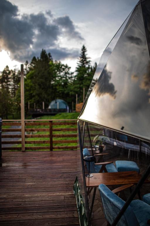 Příroda nedaleko luxury tent