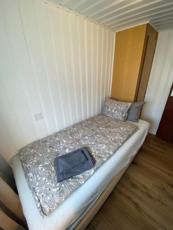 Cozy 2-Bedroom Bungalow - Resim 17