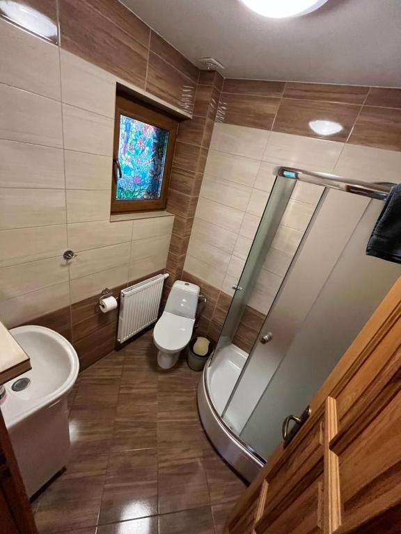 Kúpeľňa v ubytovaní uDany Noclegi obok Gondoli