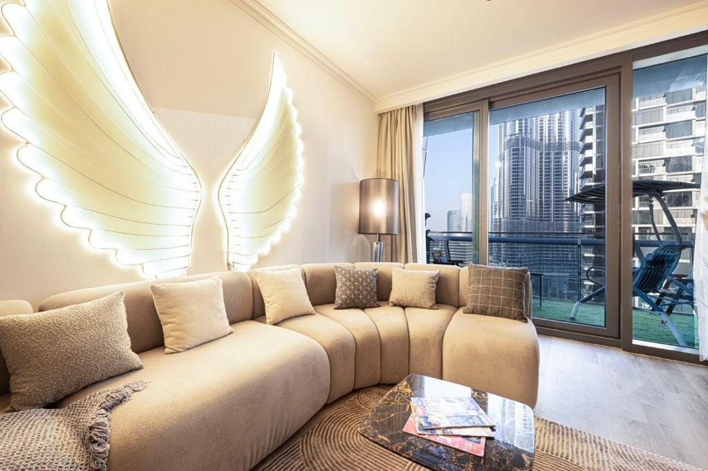 Χώρος καθιστικού στο Elite Class 2BR Luxe Burj khalifa View Big living room