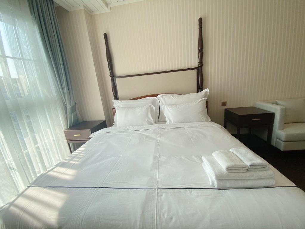 Grand Florida Pattaya By TheBest Management - Family Double Room