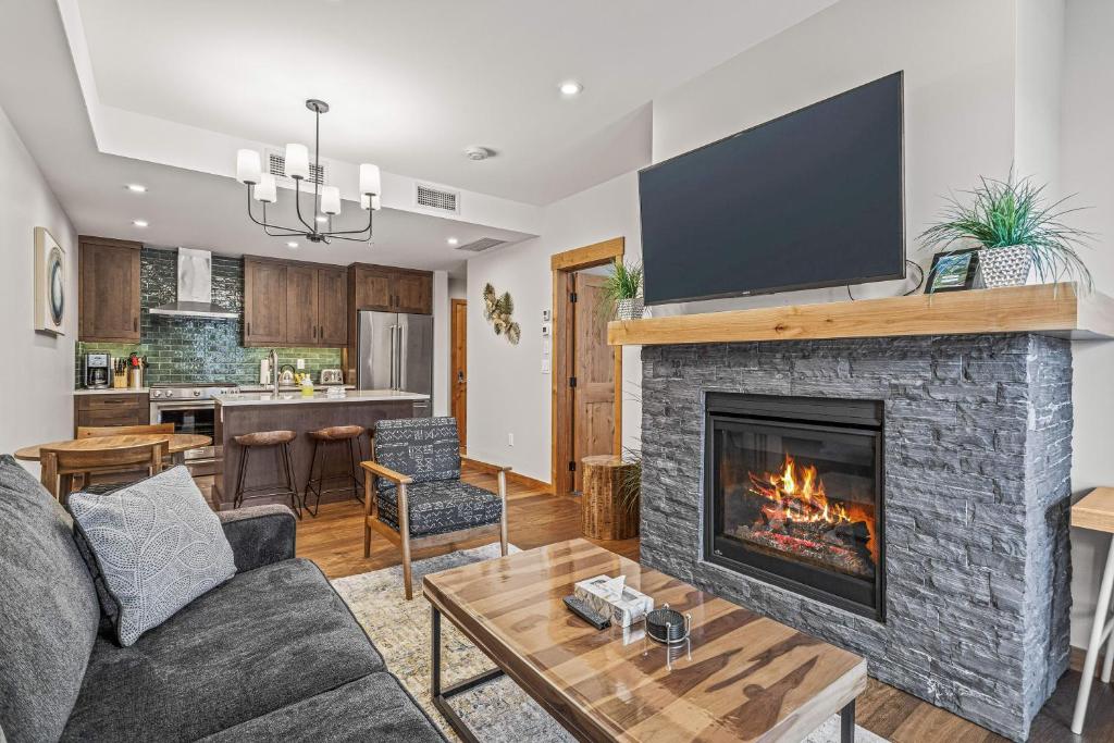 
205 - One Bedroom Condo
