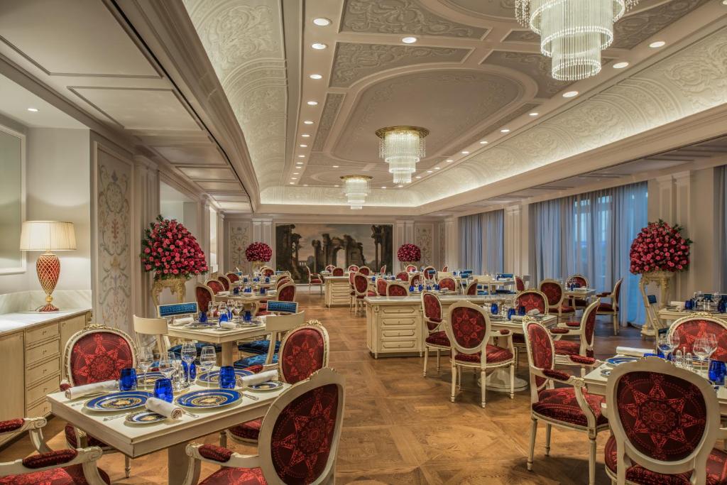 Restaurace v ubytování Palazzo Versace Dubai
