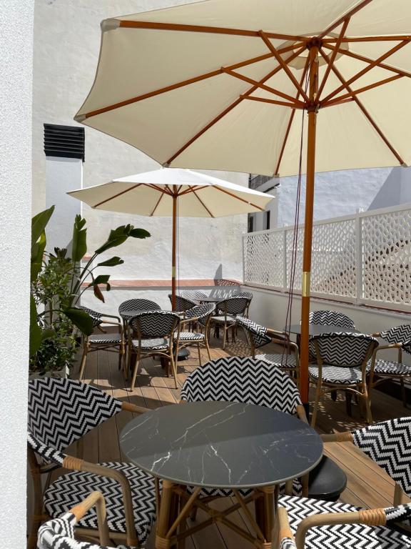 La Boutique Puerta Osario - Resim 43