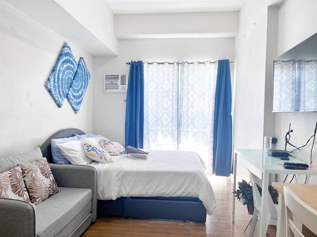 6th floor the loop condo studio at limketkai mall atrium lucky 14