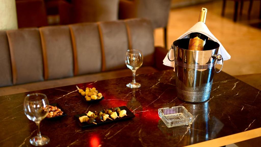 Nápoje v ubytování Hotel Menzeh Dalia