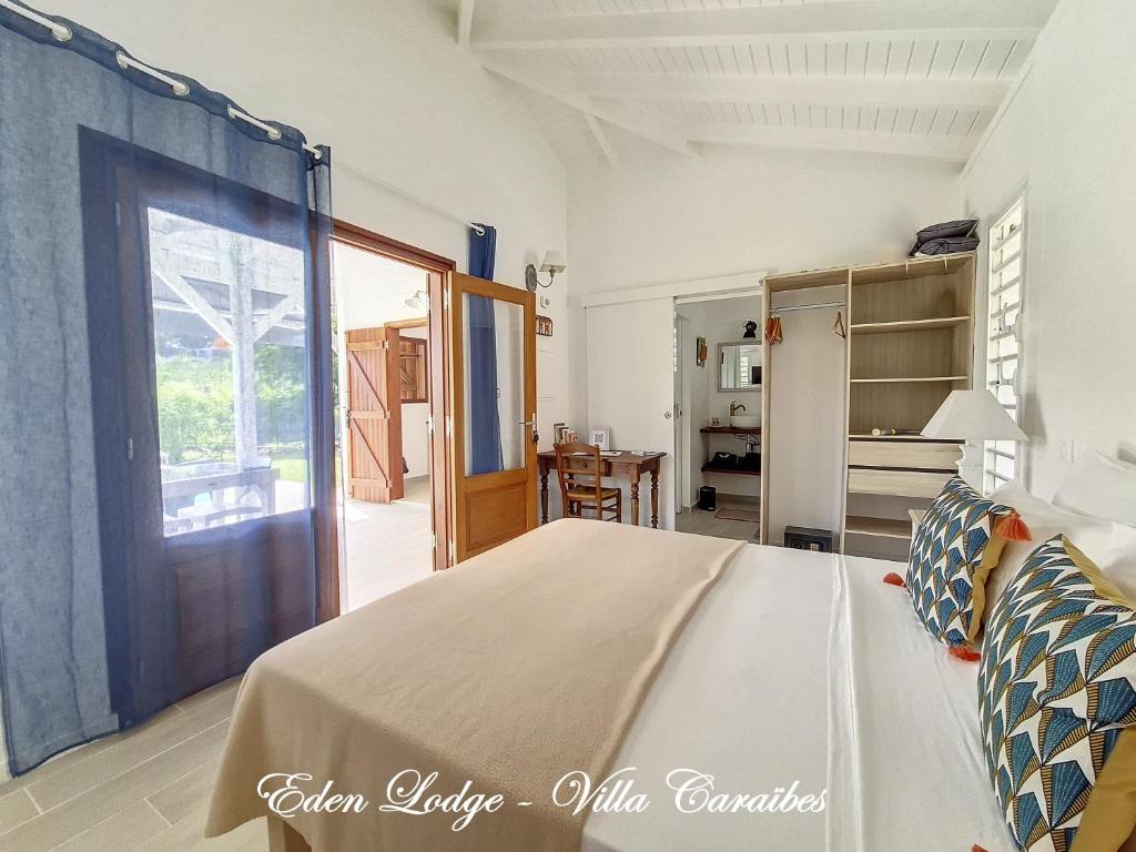 Kuchyň nebo kuchyňský kout v ubytování Eden Lodge 4 Villas avec piscine privée