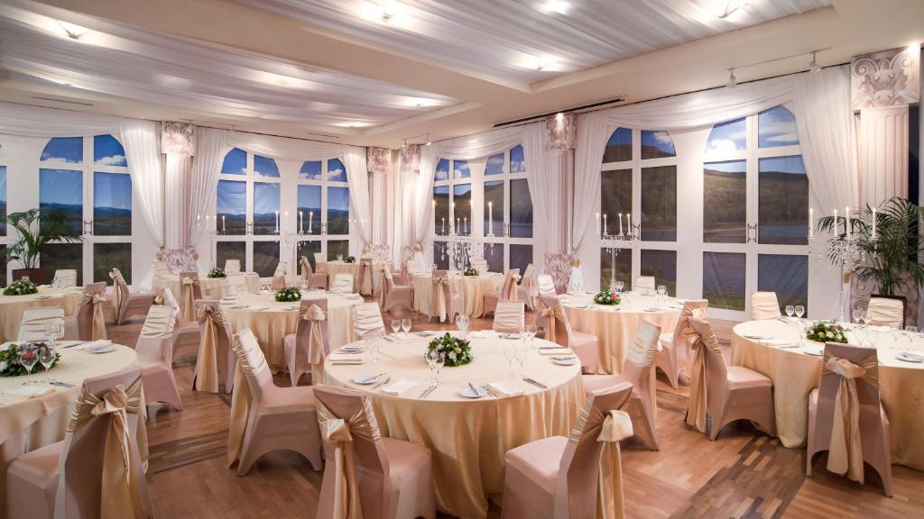 Mak Albania Hotel - Image 6