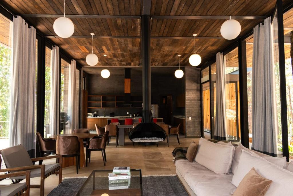 Χώρος καθιστικού στο Espectacular Casa de lujo en el Bosque
