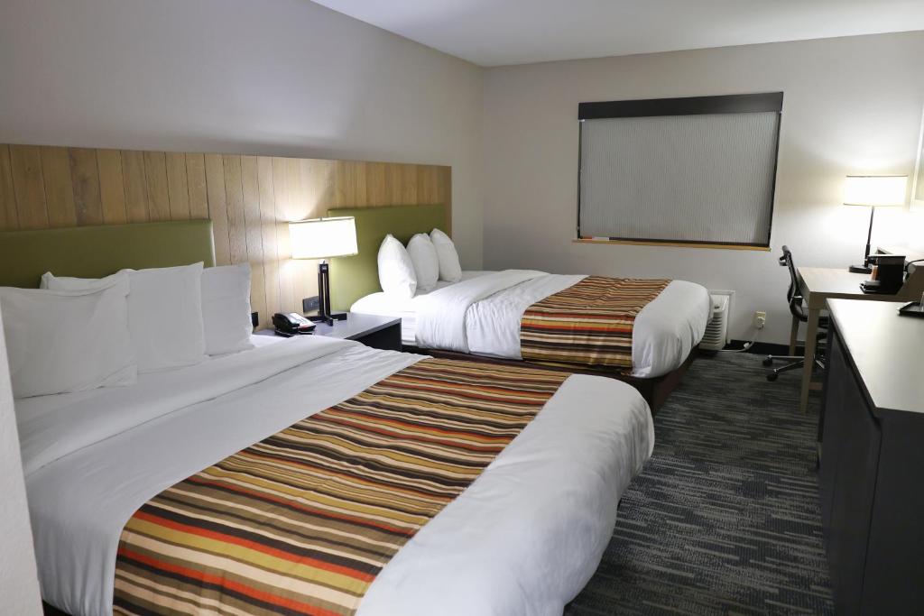 Country Inn & Suites by Radisson, Sparta, WI photo