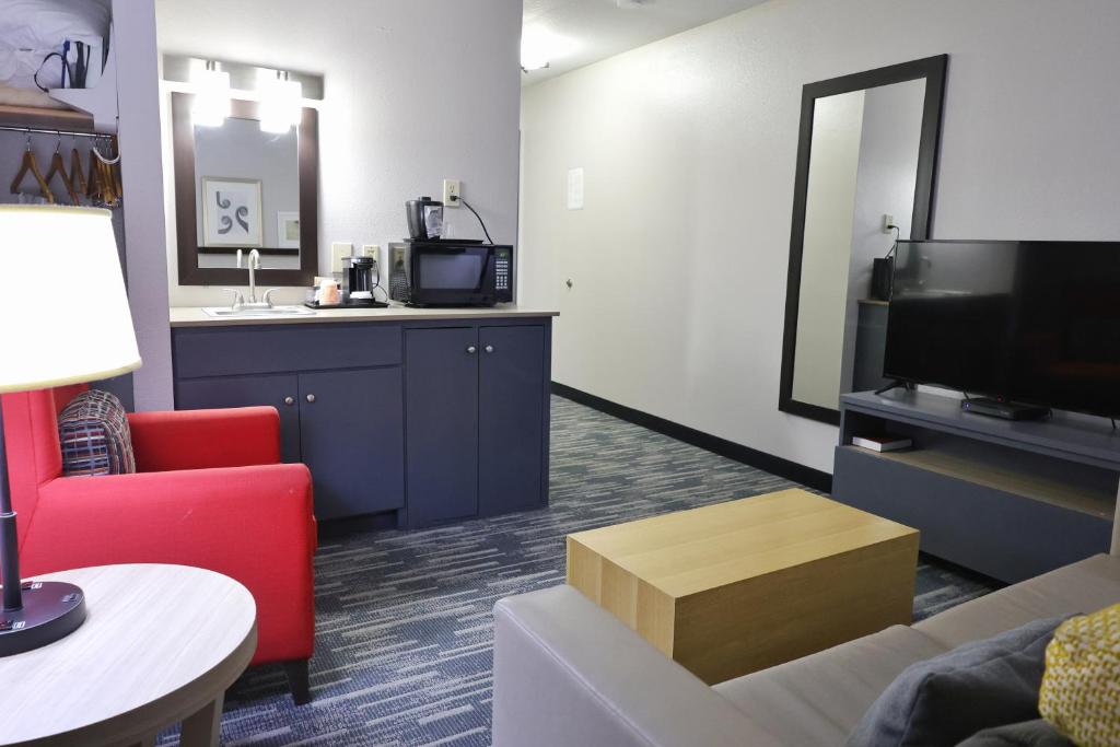 Country Inn & Suites by Radisson, Sparta, WI photo