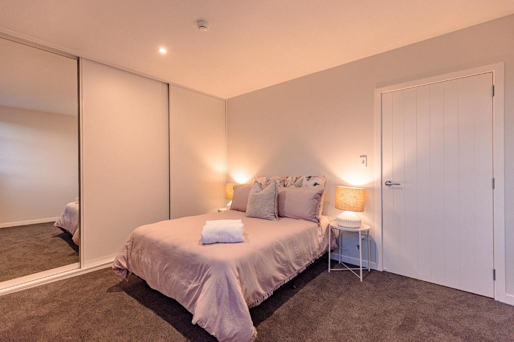 Johnston Apartments - Award-winning building, Your unforgettable stay - Resim 19