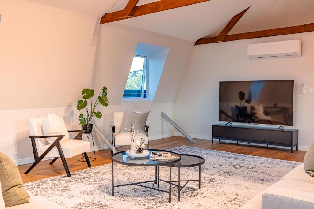 Johnston Apartments - Award-winning building, Your unforgettable stay - Resim 39