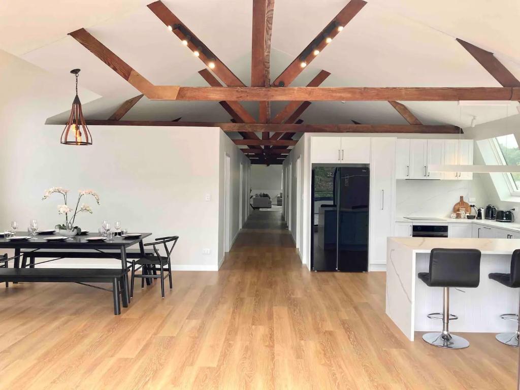 Johnston Apartments - Award-winning building, Your unforgettable stay - Resim 43