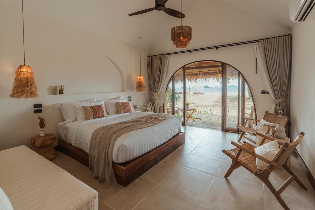 Sol Beach Koh Chang - 12