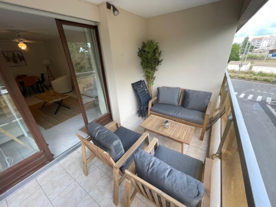 Appartement T3 rénové à 5 min de la plage - Fréjus