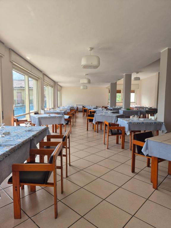 Restaurace v ubytování Hotel Guardacosta