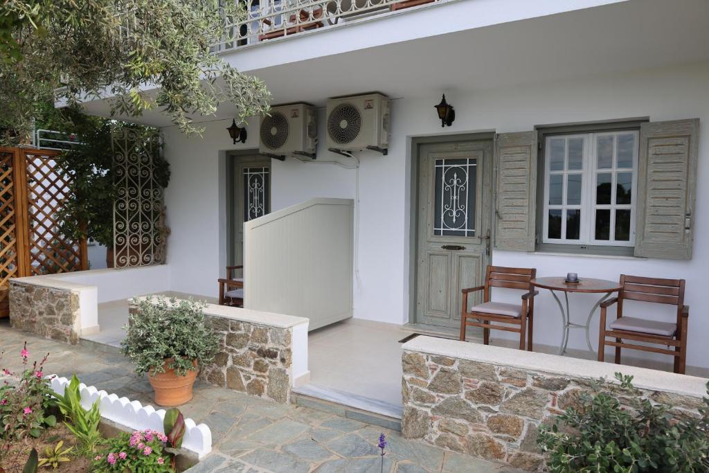 Balkón nebo terasa v ubytování Studios Villa Eleni